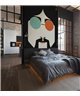 Artist DD120136